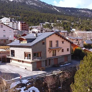 فندق مبيت وإفطار Chez Maguy D'hotes, Les Angles (Gard)